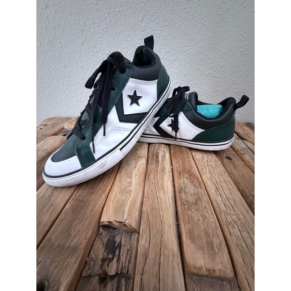 Converse All Star Sneakers Size 7 Green White Black Leather A09331C Low Top